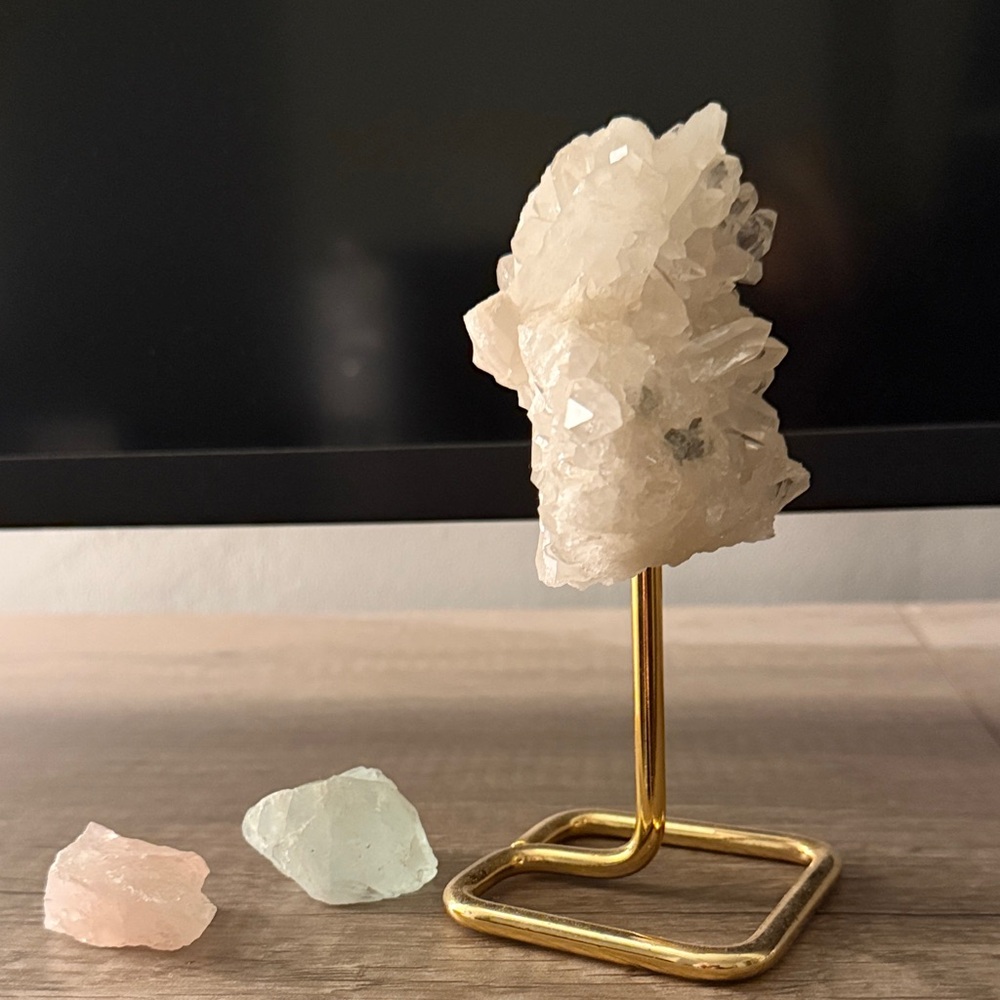 Crystal Cluster on Gold Stand